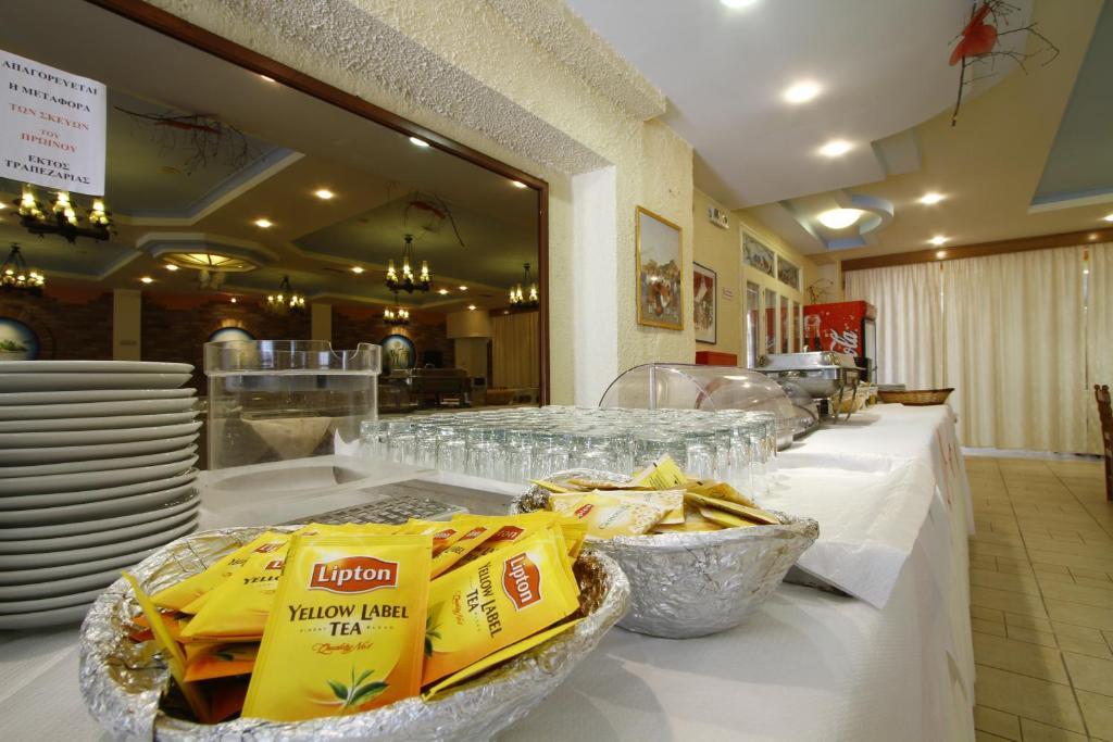 فندق بينتزان إن هوتل Gastouri  المظهر الخارجي الصورة
